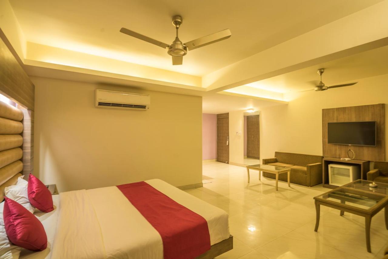 Palette Hotel Nisarga By Sunday Bhopal Eksteriør bilde