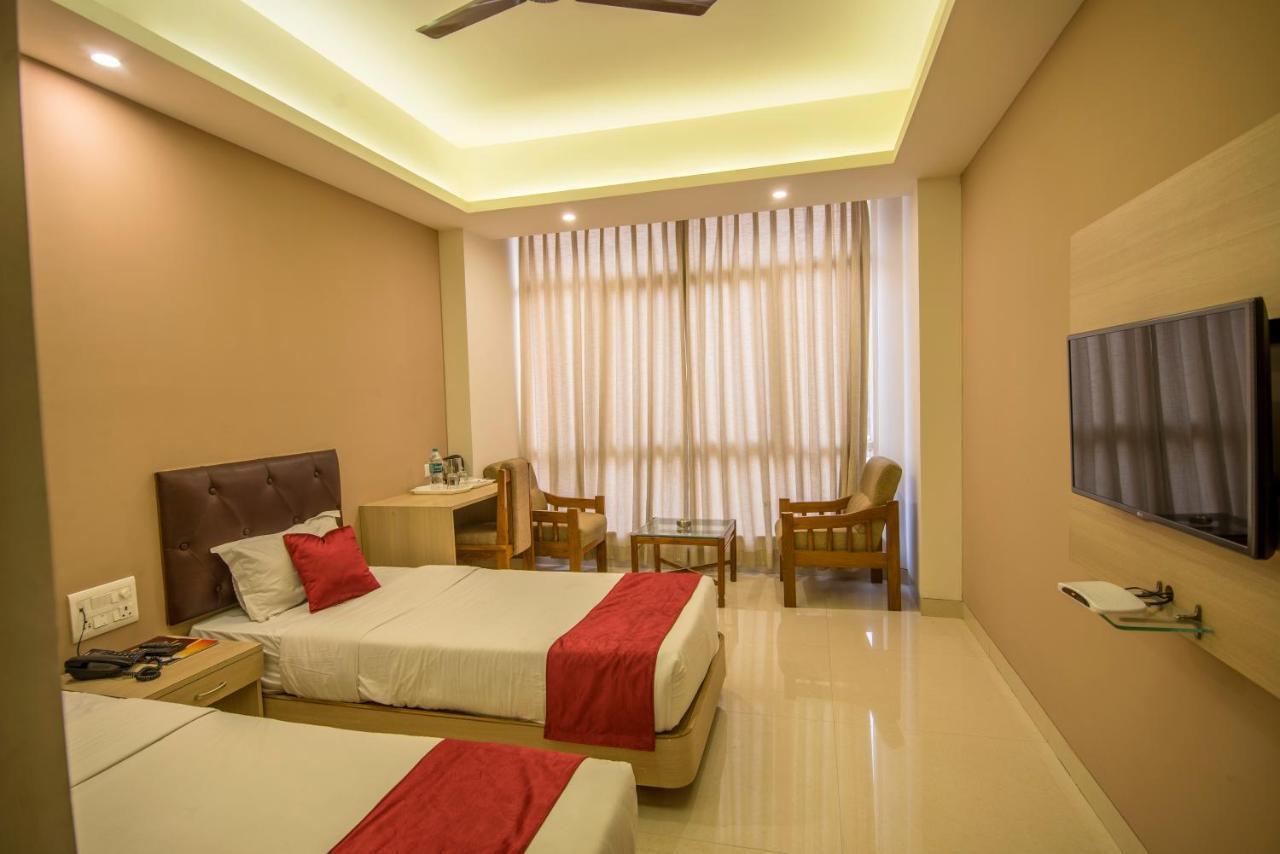Palette Hotel Nisarga By Sunday Bhopal Eksteriør bilde