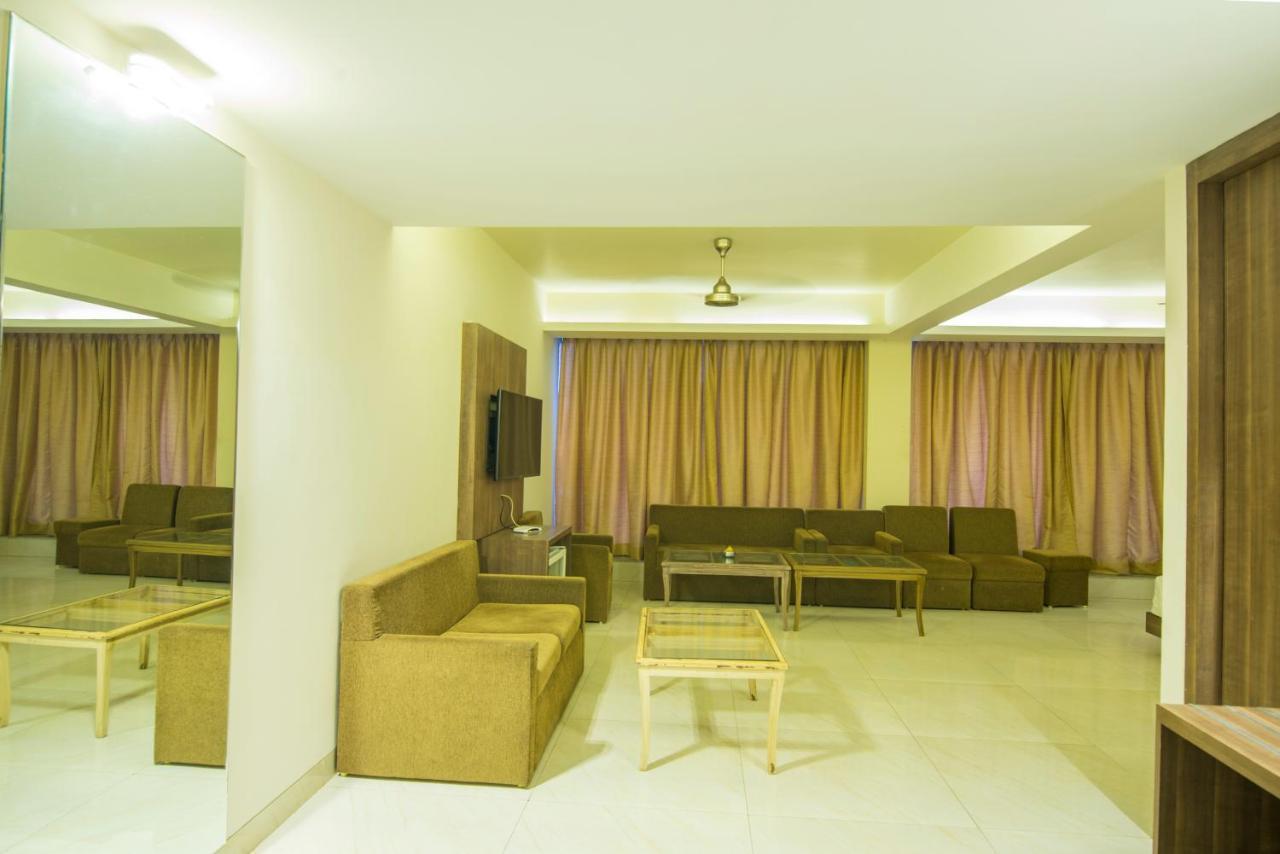 Palette Hotel Nisarga By Sunday Bhopal Eksteriør bilde