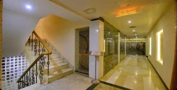 Palette Hotel Nisarga By Sunday Bhopal Eksteriør bilde