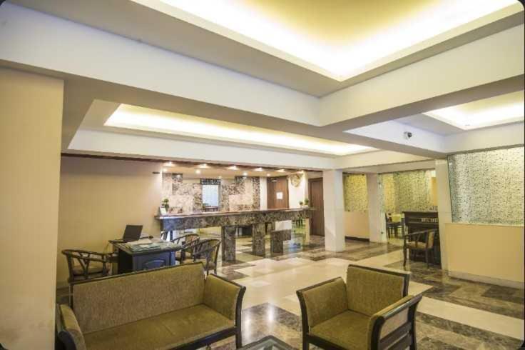 Palette Hotel Nisarga By Sunday Bhopal Eksteriør bilde